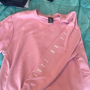 Nike Pink Crewneck Sweatshirt with 'JUST DO IT' Sleeve